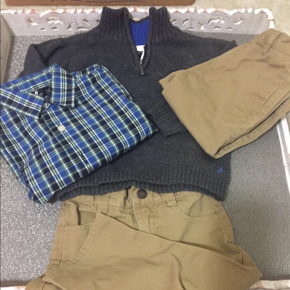 EUC ❤️4 PCS!❤️Nautica 2T BUNDLE! sweater.shirt &2pr pants!